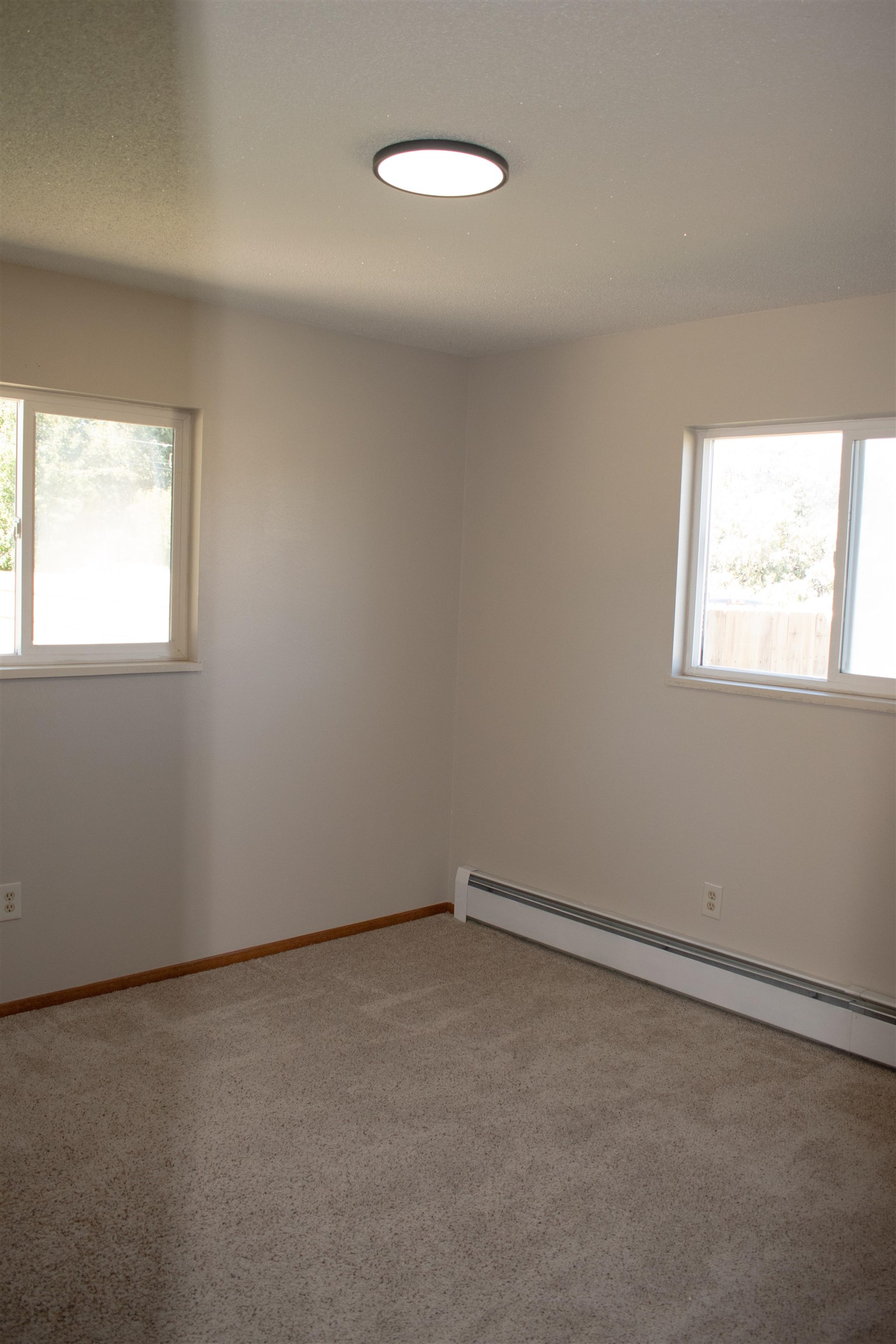 519-29 29 1/4 Road Grand Junction, CO 81504 - Photo 11 of 20 an empty room with a window