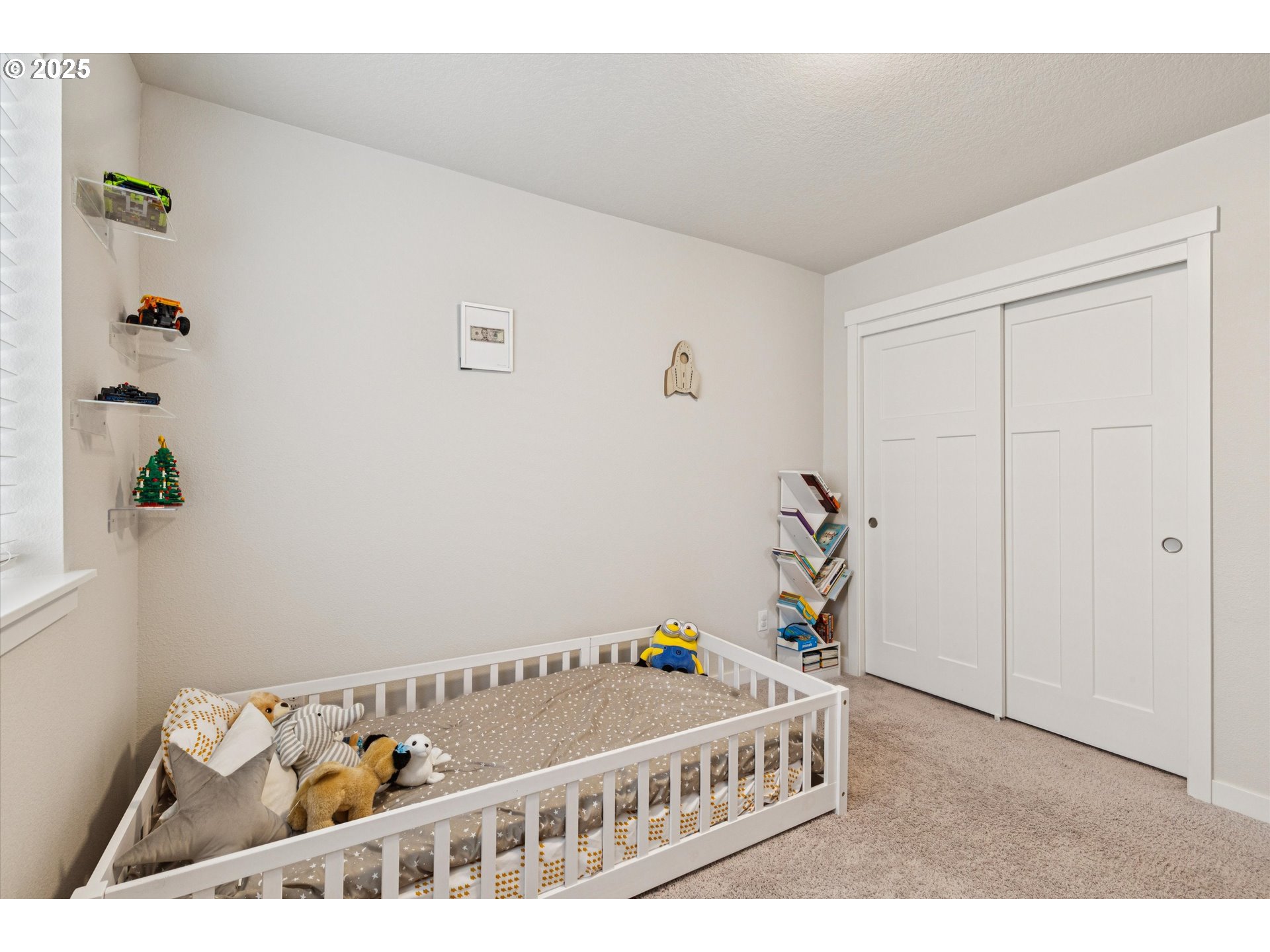 8549 Southwest 176th Avenue Beaverton, OR 97007 - Photo 23 of 34 Bedroom