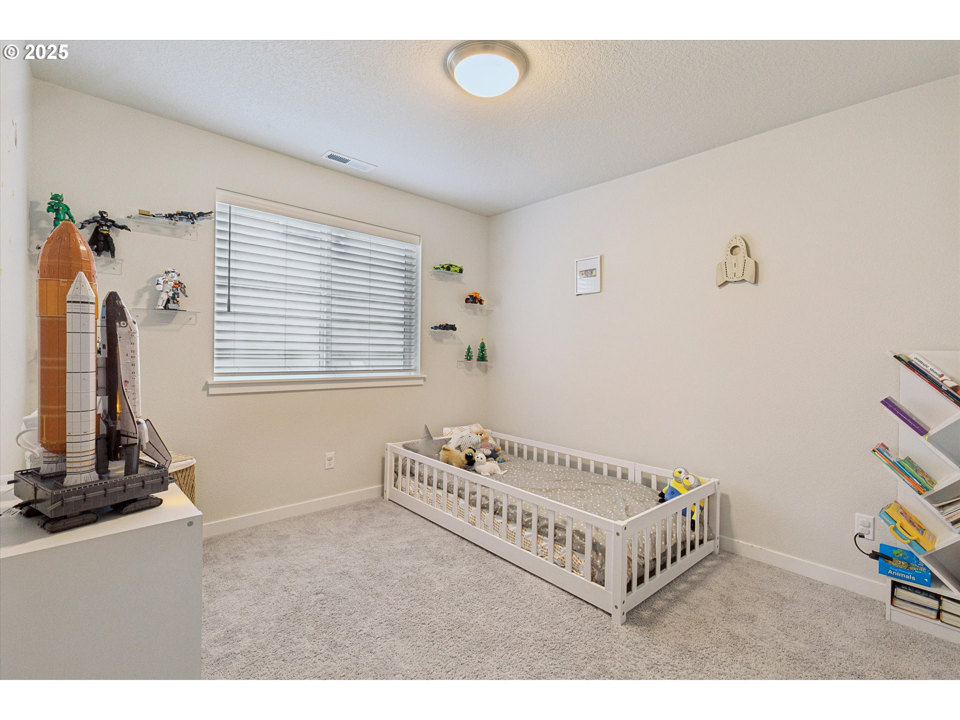 8549 Southwest 176th Avenue Beaverton, OR 97007 - Photo 24 of 34 Bedroom