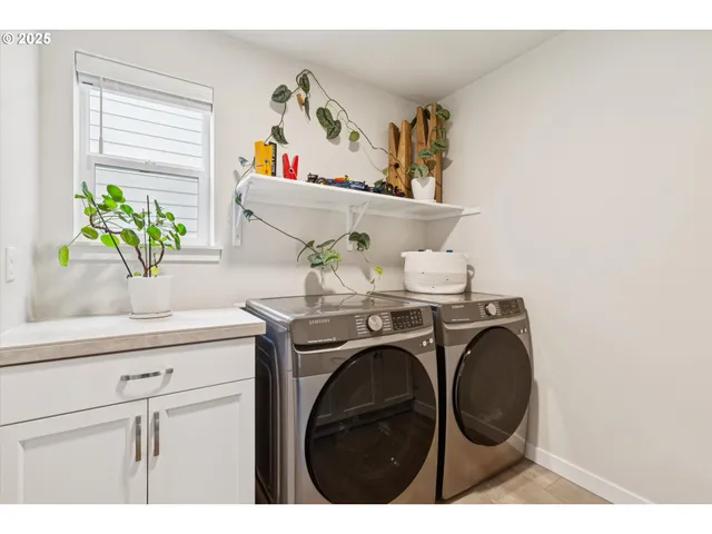 $805,000 | 8549 Southwest 176th Avenue, Beaverton, OR 97007