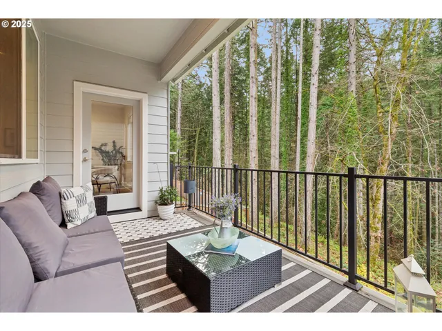 $805,000 | 8549 Southwest 176th Avenue, Beaverton, OR 97007