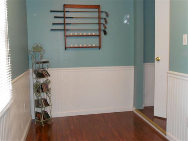 21 Phillips Avenue Springfield, MA 01119 - Photo 8 of 15