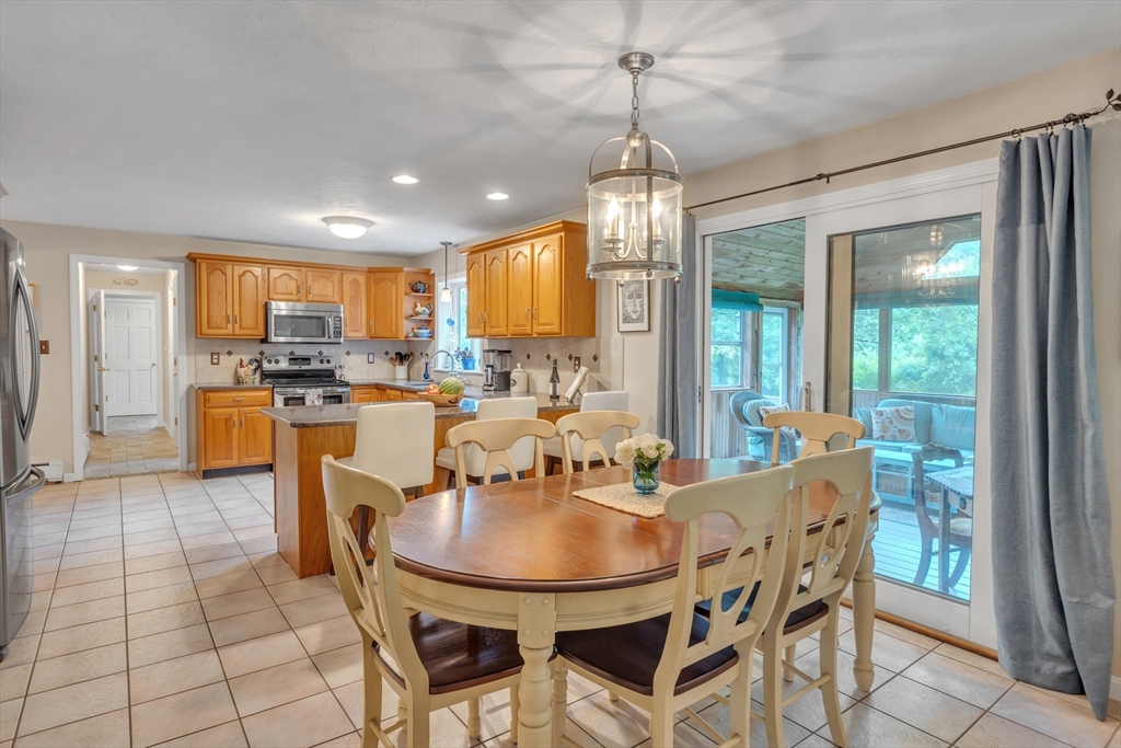 121 Merriam Road Grafton, MA 01519 - Photo 11 of 42 Gallery Image 11