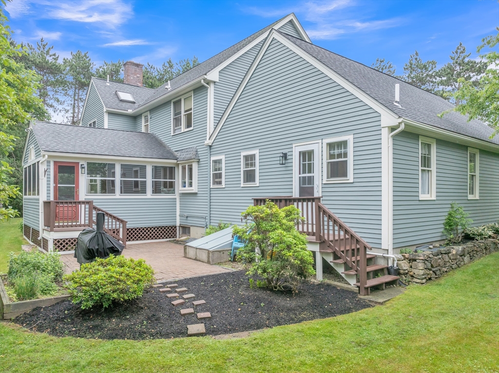 121 Merriam Road Grafton, MA 01519 - Photo 3 of 42 Gallery Image 3