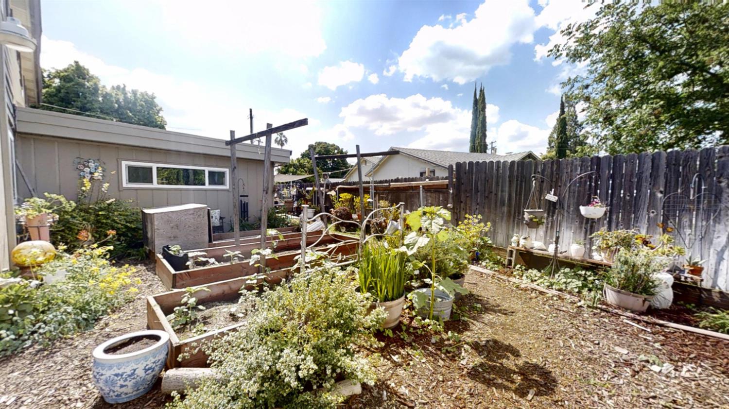 2956 Treen Court Rancho Cordova, CA 95670 - Photo 58 of 67 a view of a backyard with sitting area