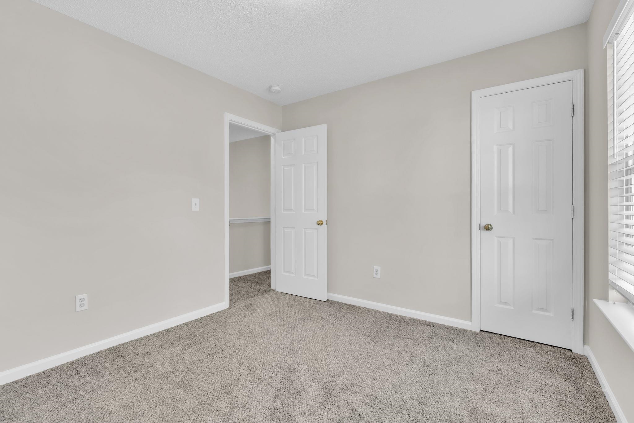 218 Windsong Way Moore, SC 29369 - Photo 16 of 19 Walk in closet!