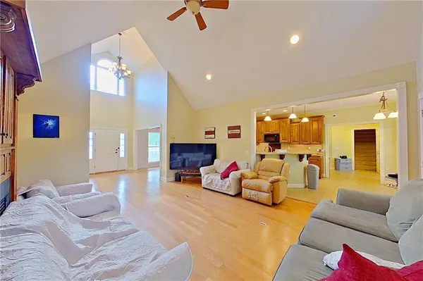 $475,000 | 687 Mallard Pointe, Douglas, GA 31535