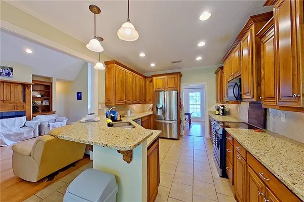 $475,000 | 687 Mallard Pointe, Douglas, GA 31535