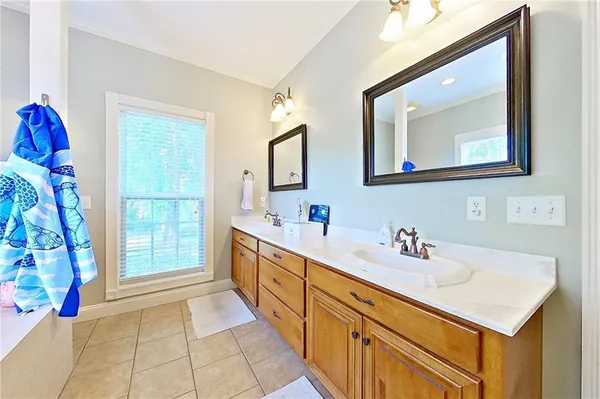 $475,000 | 687 Mallard Pointe, Douglas, GA 31535