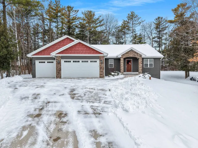 $524,900 | 4533 Valhalla Road, New Franken, WI 54229