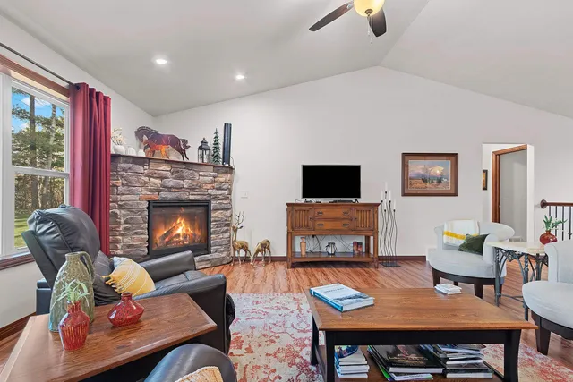 $524,900 | 4533 Valhalla Road, New Franken, WI 54229