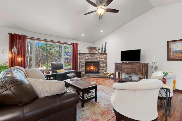 $524,900 | 4533 Valhalla Road, New Franken, WI 54229