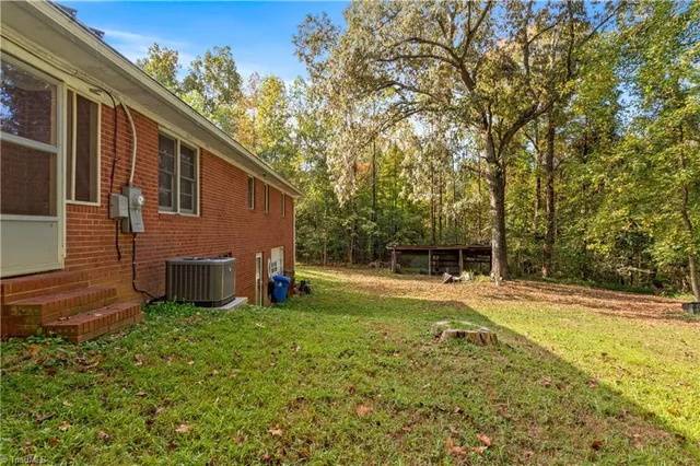 $260,000 | 111 Linville Lane, Winston-Salem, NC 27107