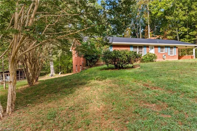 $260,000 | 111 Linville Lane, Winston-Salem, NC 27107
