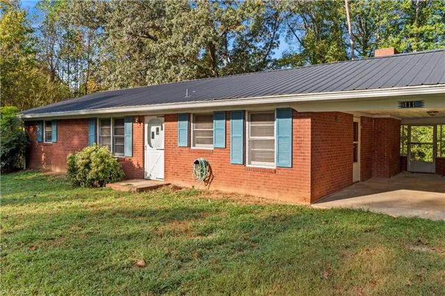 $260,000 | 111 Linville Lane, Winston-Salem, NC 27107