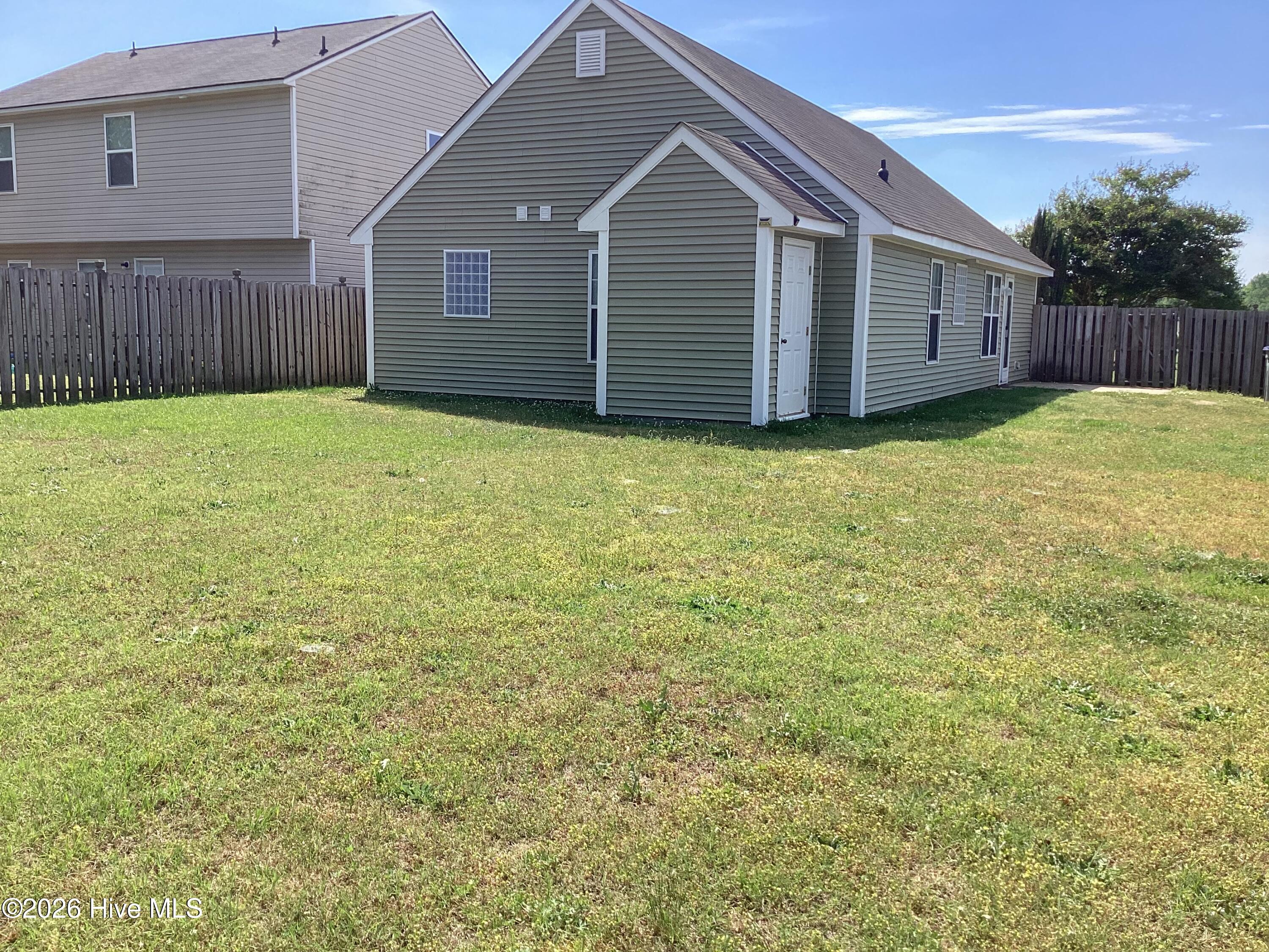 823 Sugar Creek Road Rocky Mount, NC 27804 - Photo 17 of 17 Large Back yard