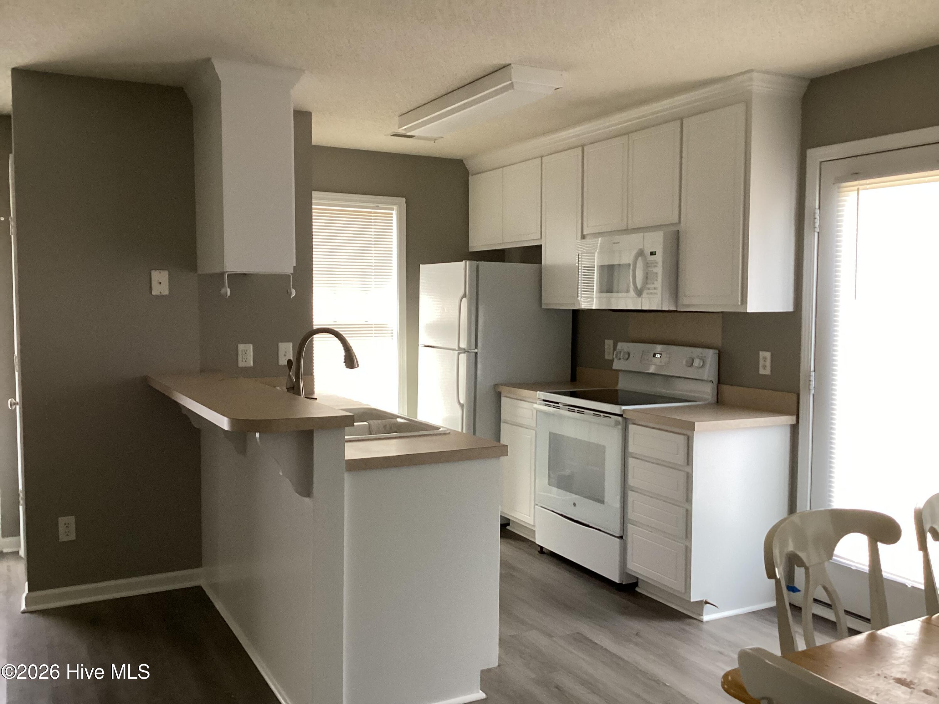 823 Sugar Creek Road Rocky Mount, NC 27804 - Photo 6 of 17 New microwave hood