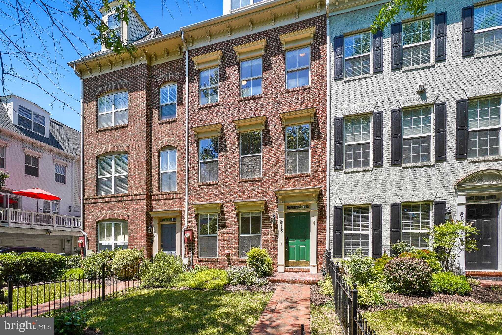 815 G Street Southwest Washington, DC 20024 - Photo 1 of 32