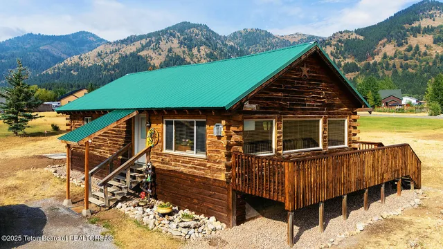 $390,000 | 503 Alta Drive, Star Valley Ranch, WY 83127