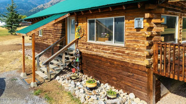 $390,000 | 503 Alta Drive, Star Valley Ranch, WY 83127