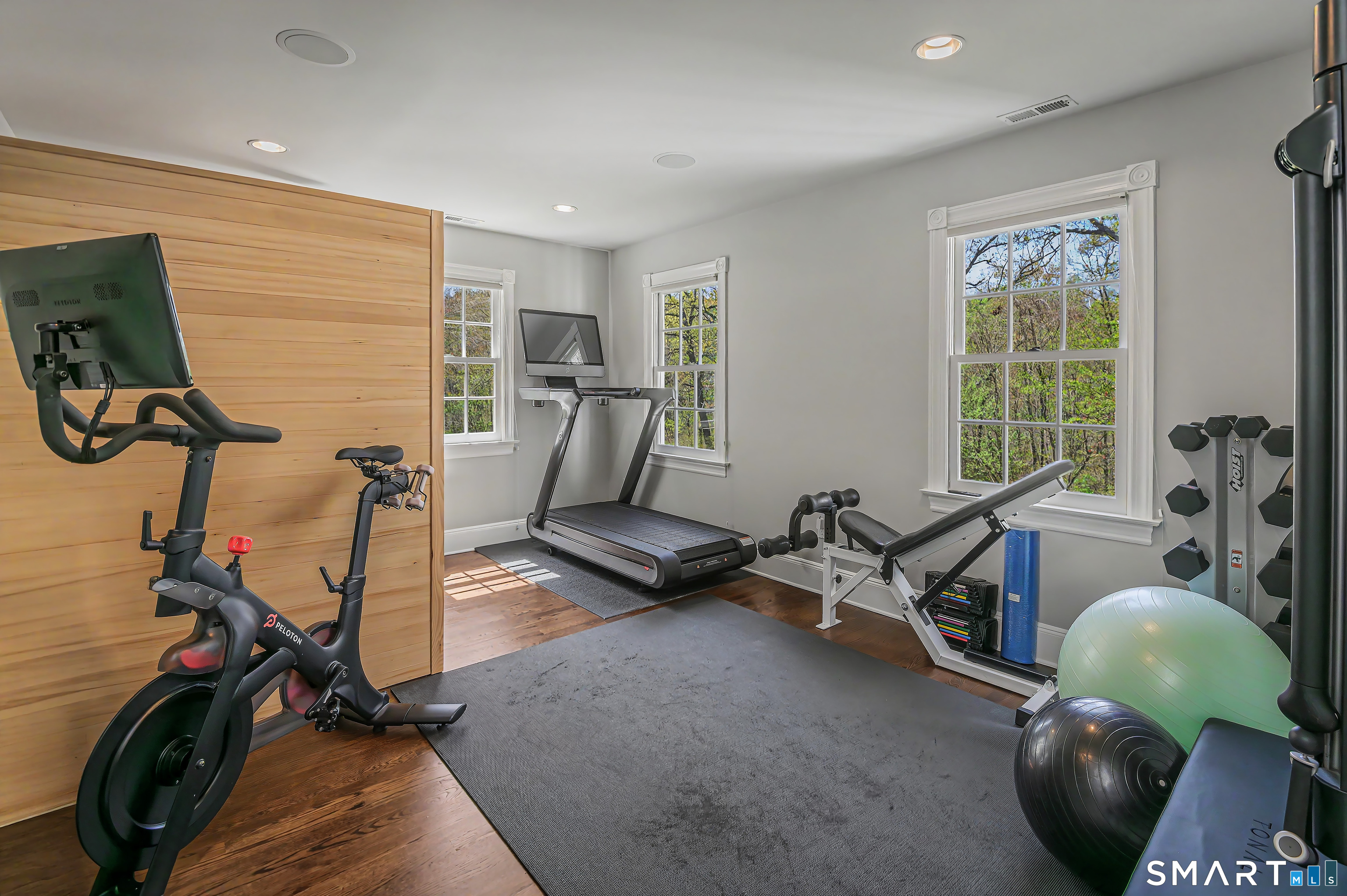 324 Silver Spring Road Ridgefield, CT 06877 - Photo 23 of 40