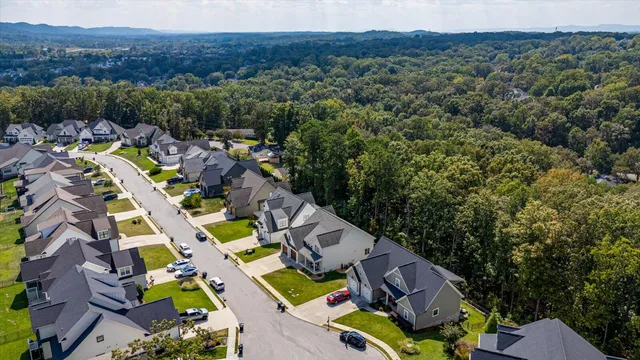 $747,500 | 9124 White Ash Drive, Ooltewah, TN 37363