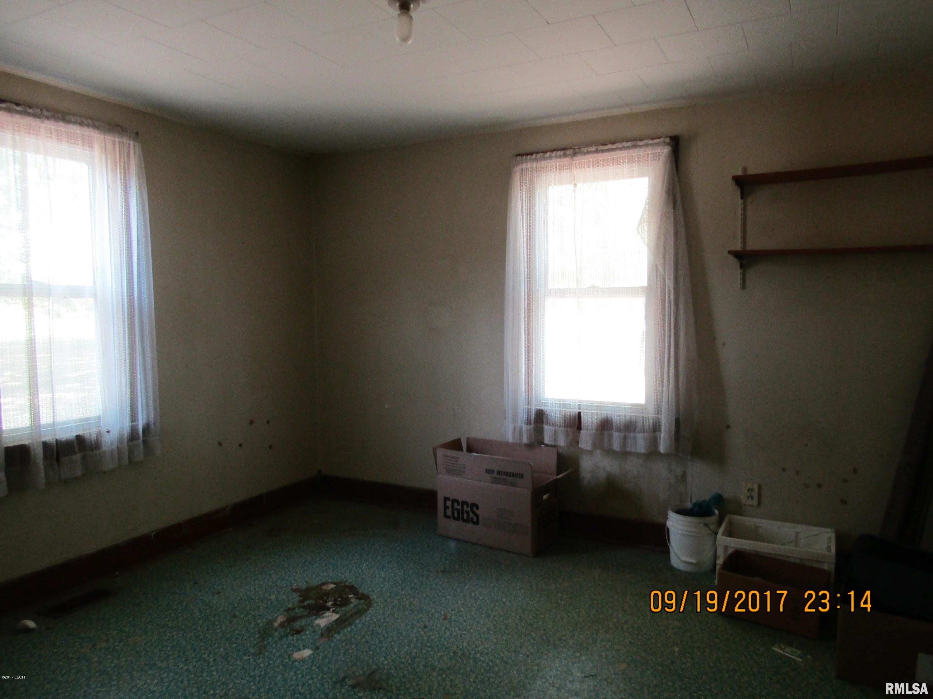 3331 Norton Road Sandoval, IL 62882 - Photo 11 of 15