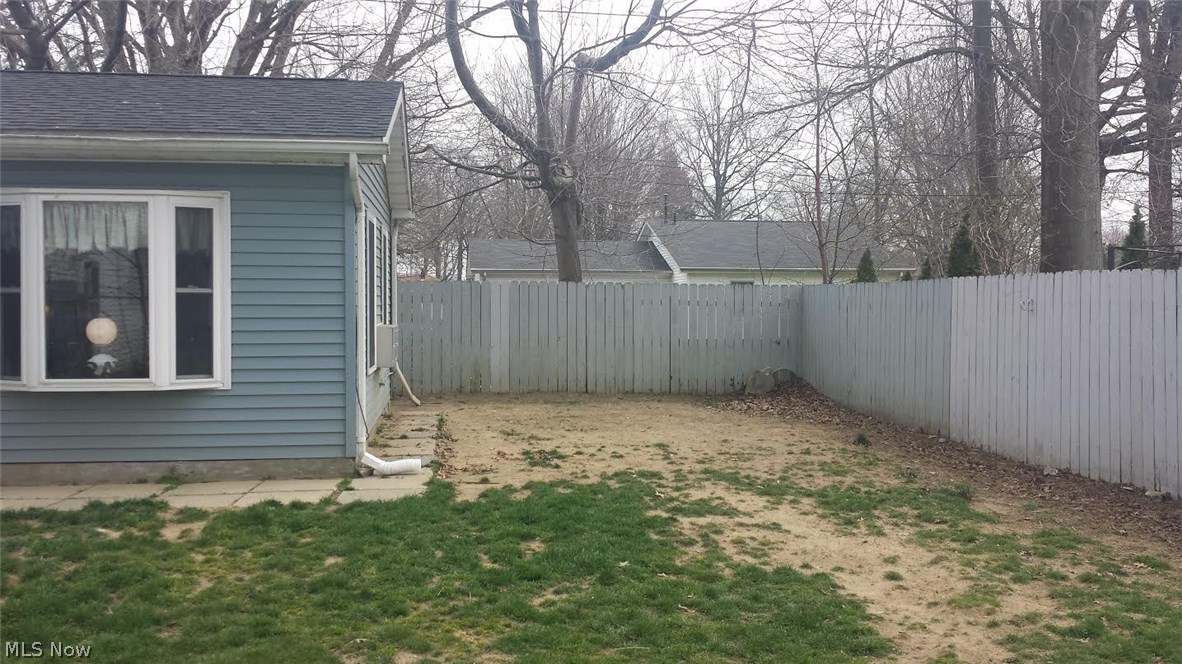 3918 Lake Road West Ashtabula, OH 44004 - Photo 18 of 20 Gallery Image 18