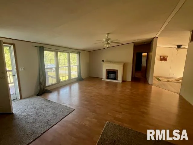 $198,000 | 3106 Stewart Lane, Marion, IL 62959