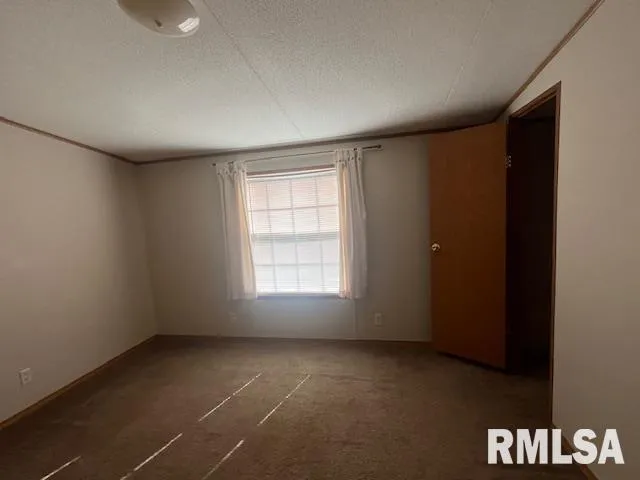 $198,000 | 3106 Stewart Lane, Marion, IL 62959