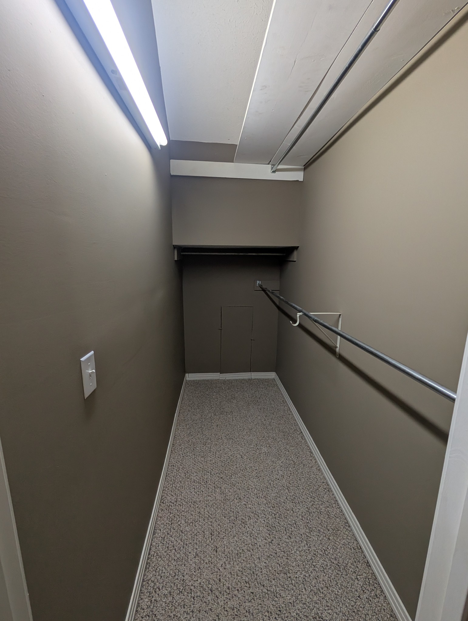 1080 Bybee Branch Road McMinnville, TN 37110 - Photo 28 of 36 a view of entryway