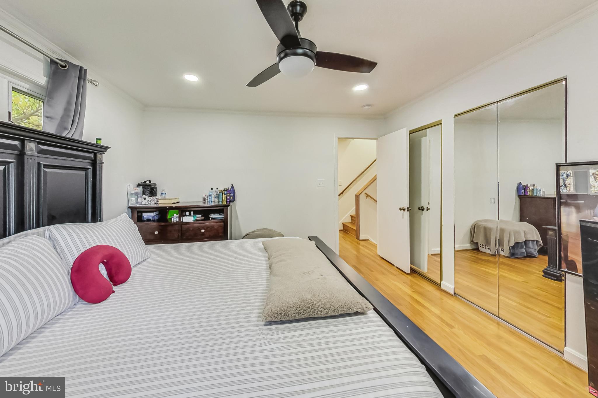 5906 Camberly Avenue Springfield, VA 22150 - Photo 13 of 36 Gallery Image 13