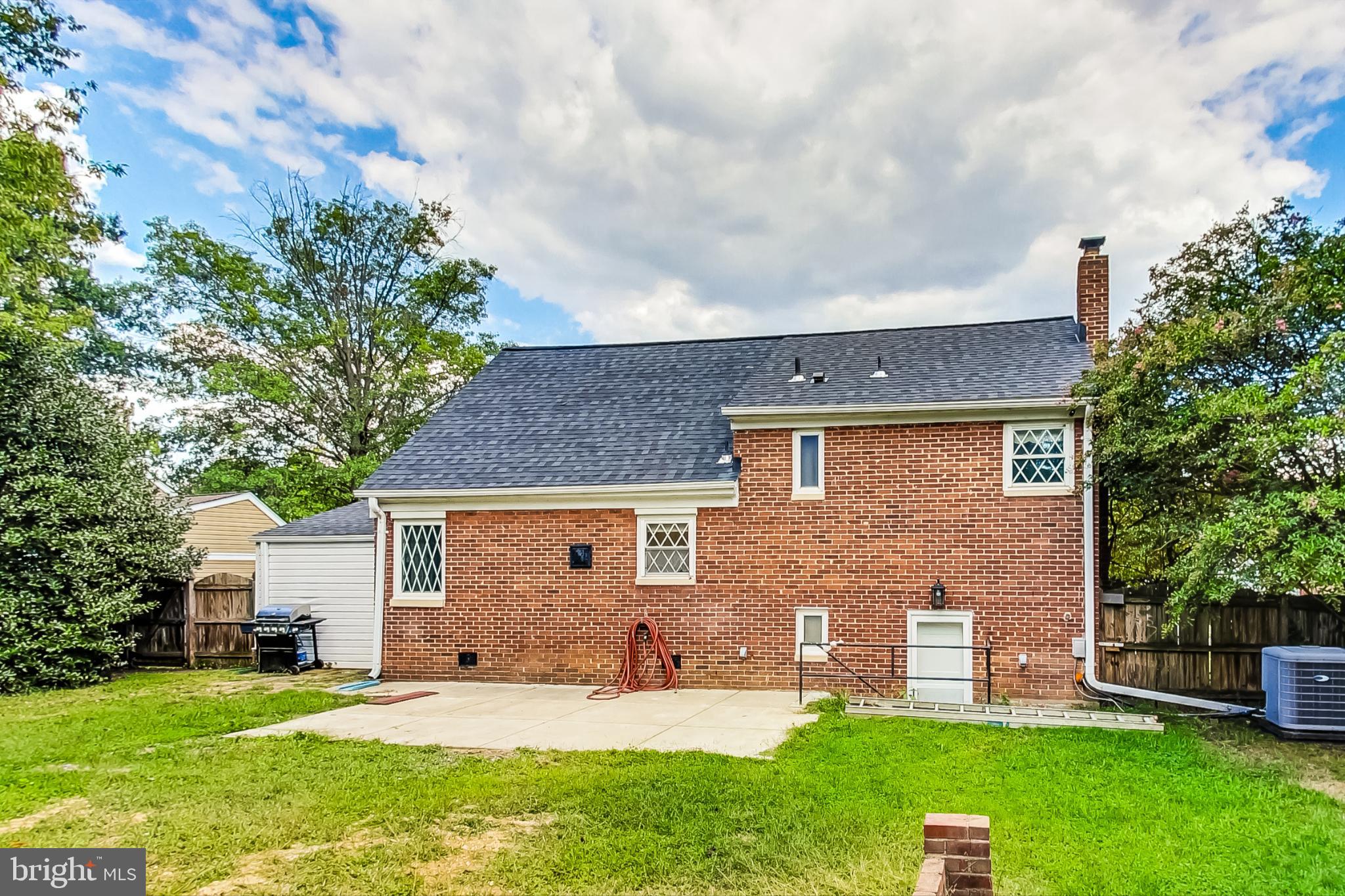 5906 Camberly Avenue Springfield, VA 22150 - Photo 27 of 36 Gallery Image 27