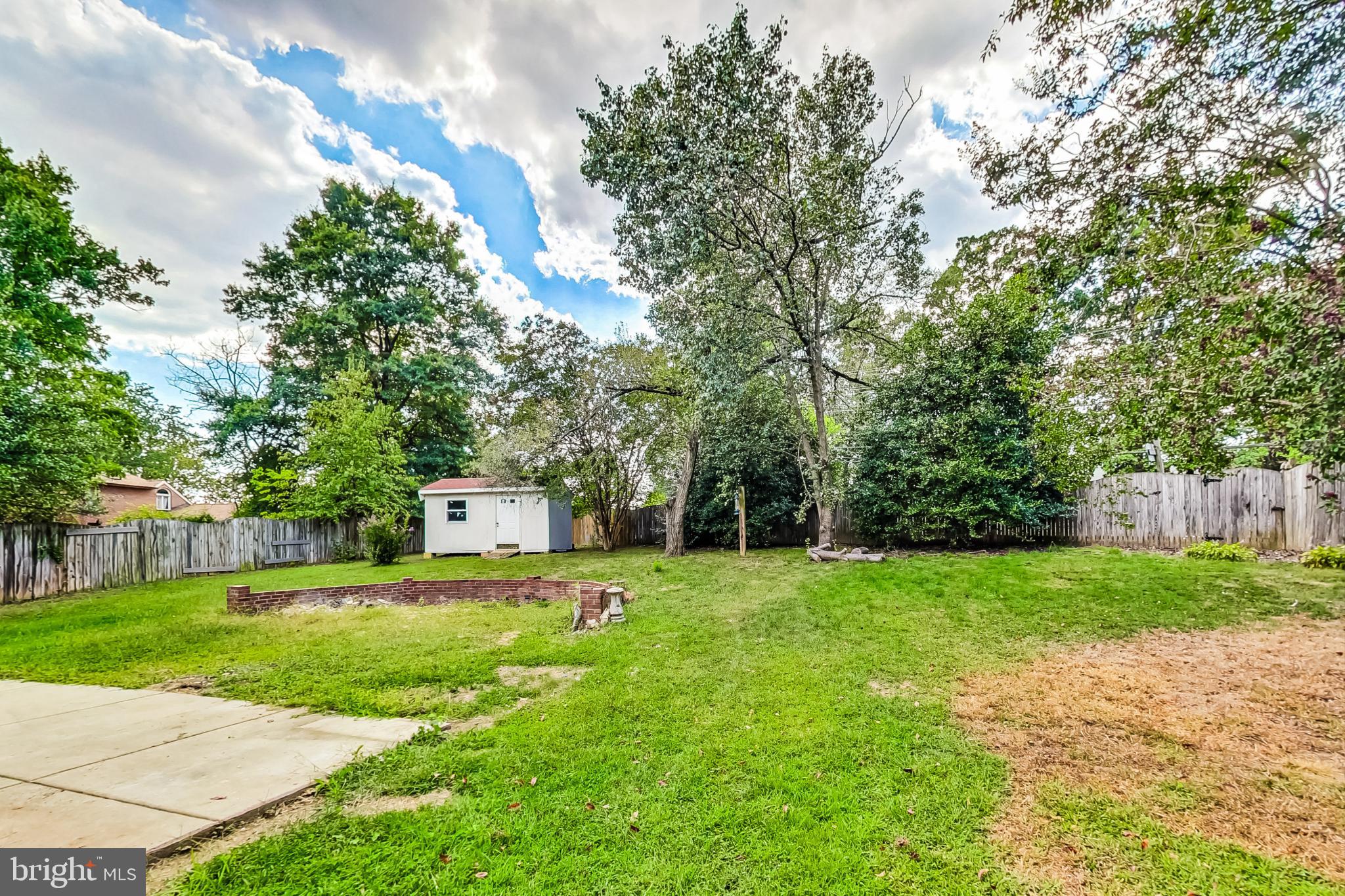 5906 Camberly Avenue Springfield, VA 22150 - Photo 31 of 36 Gallery Image 31