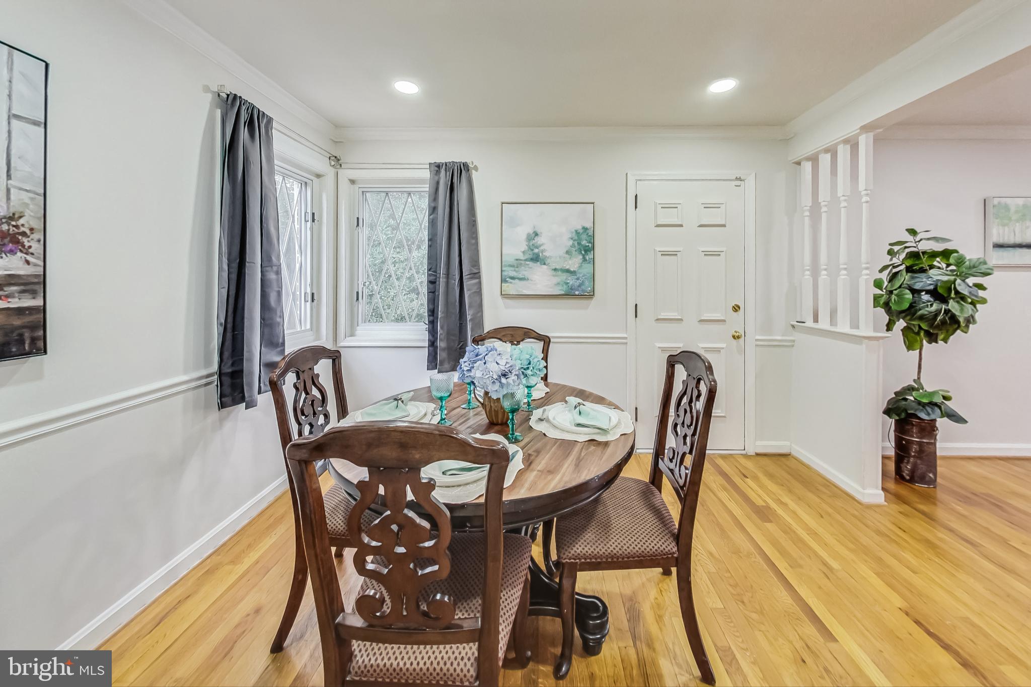 5906 Camberly Avenue Springfield, VA 22150 - Photo 8 of 36 Gallery Image 8