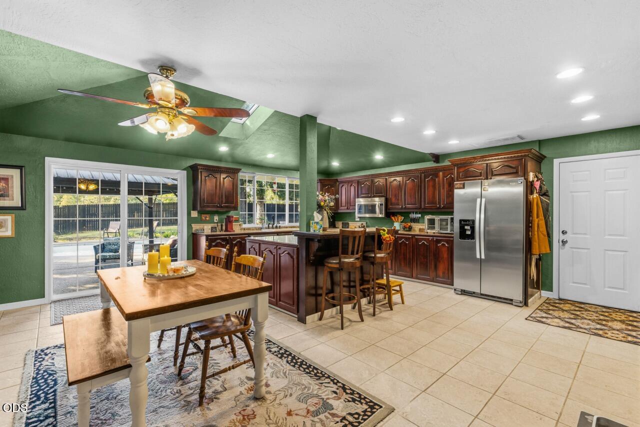 255 Queens Branch Road Rogue River, OR 97537 - Photo 13 of 48 Gallery Image 13
