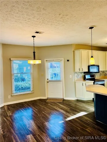 $235,000 | 1808 Wesley Court, Jeffersonville, IN 47130