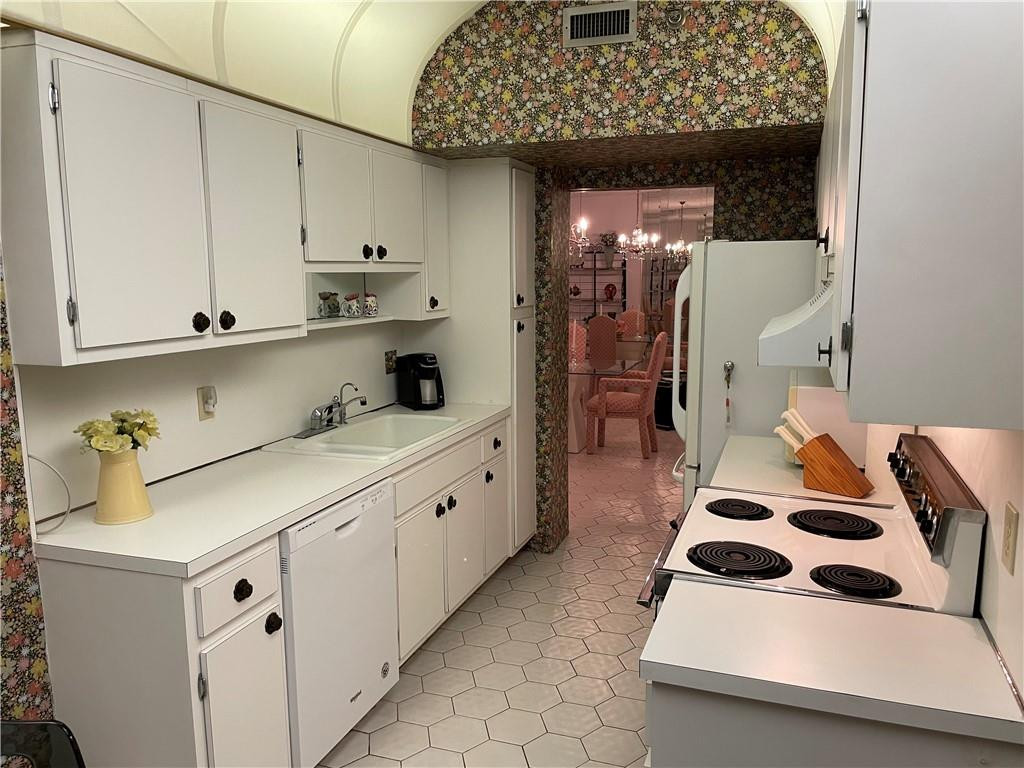3850 Washington Street, Unit 104 Hollywood, FL 33021 - Photo 41 of 43 Photo 41