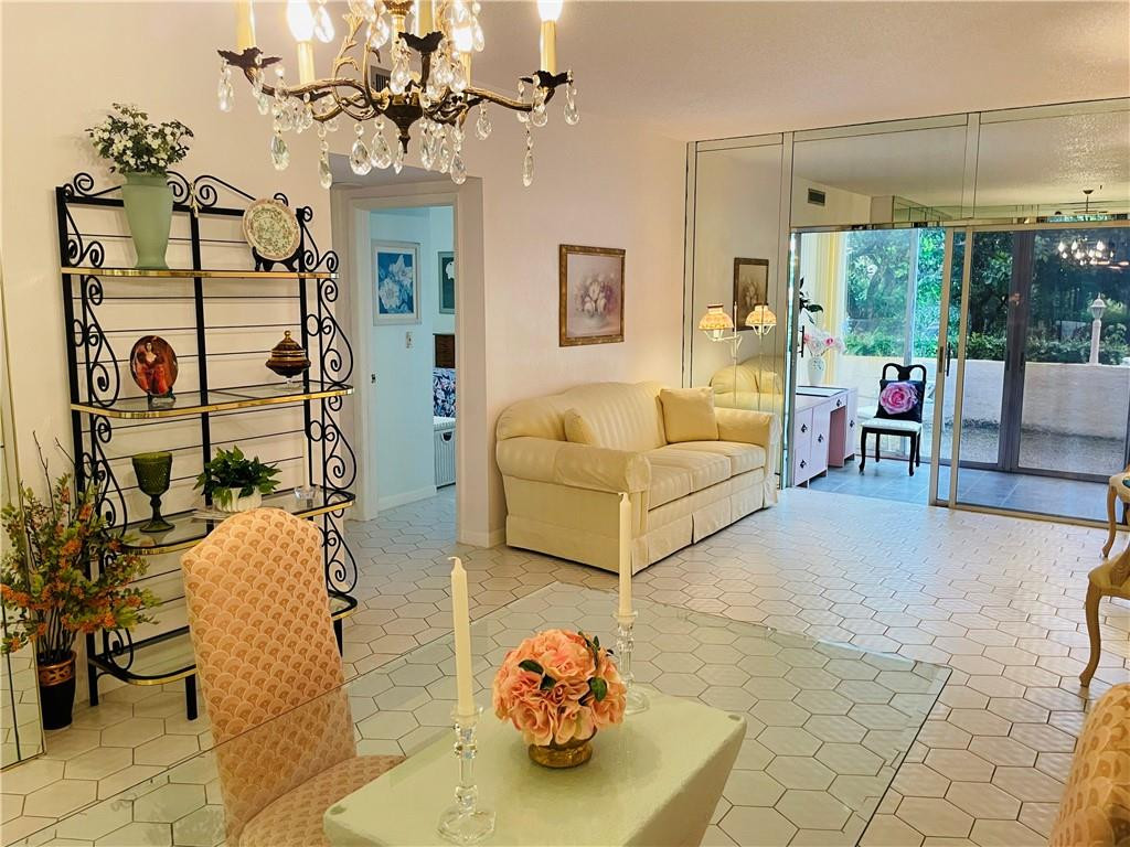 3850 Washington Street, Unit 104 Hollywood, FL 33021 - Photo 5 of 43 Photo 5