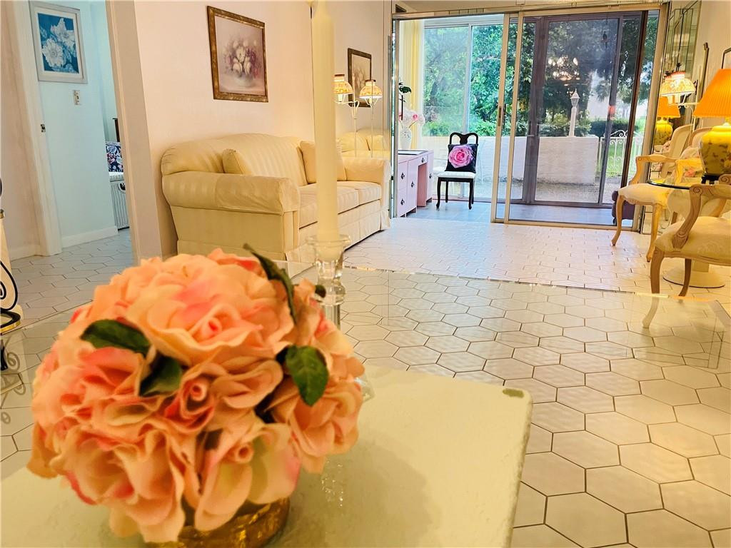 3850 Washington Street, Unit 104 Hollywood, FL 33021 - Photo 6 of 43 Photo 6