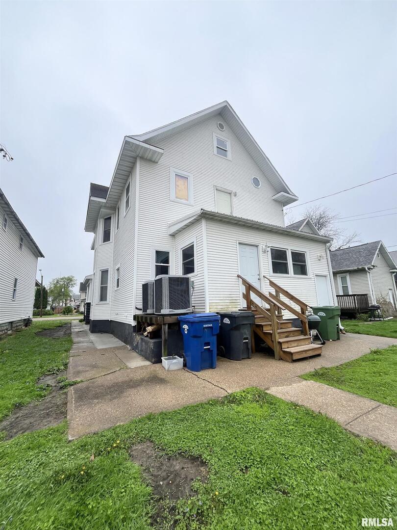 226 2nd Avenue South Clinton, IA 52732 - Photo 22 of 24