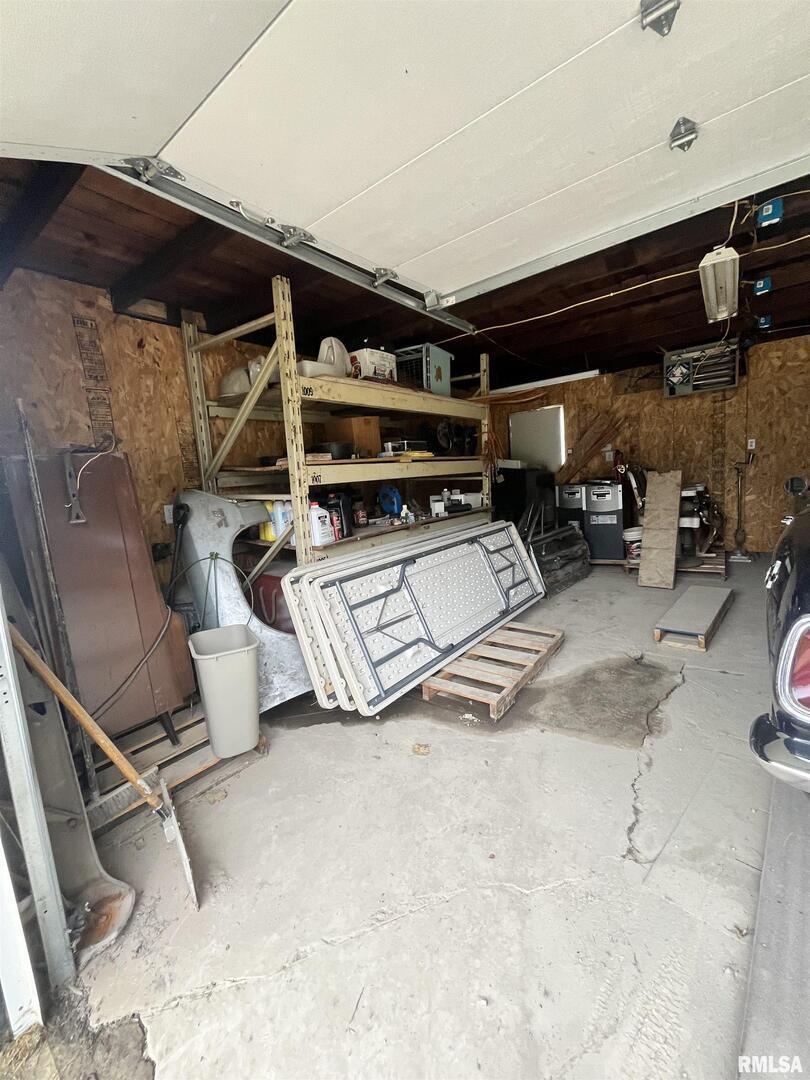 226 2nd Avenue South Clinton, IA 52732 - Photo 23 of 24