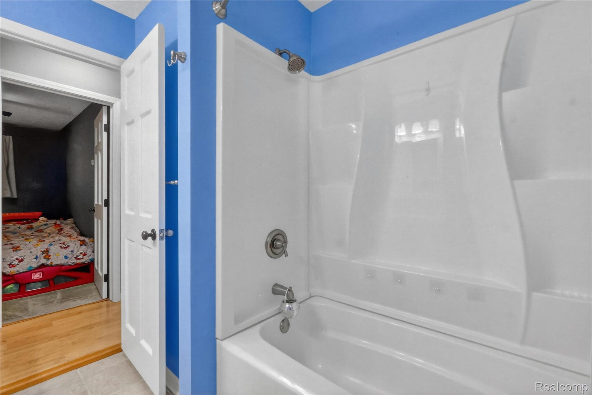 2083 Wells Road Dundee, MI 48131 - Photo 22 of 54 38-2083-Wells-Rd-Dundee-MI-48131-WindowStill.jpg