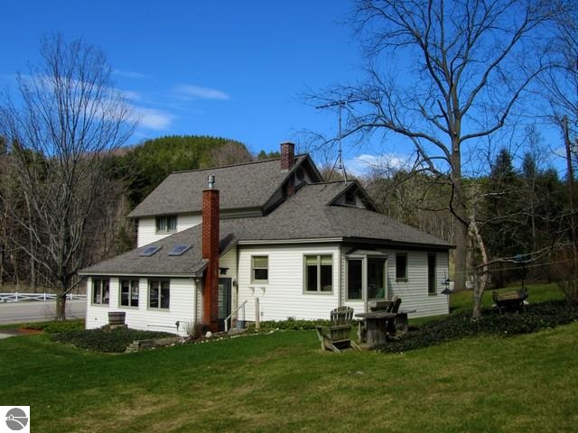 6544 East Hoxie Road Cedar, MI 49621 - Photo 33 of 34 1783727-32.JPG