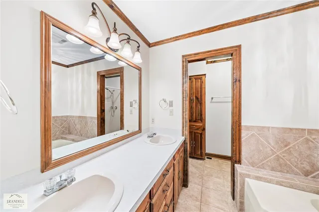 a view of livingroom with hardwood floor and hallway