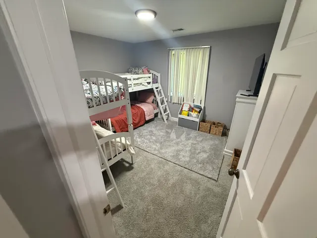 $2,800 | 710 Knoxbury Drive, Unit 1, Schererville, IN 46375