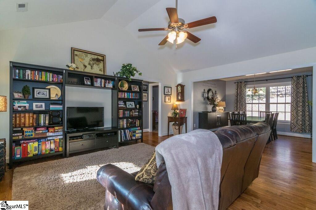 141 Old Rutherford Road Taylors, SC 29687 - Photo 2 of 14