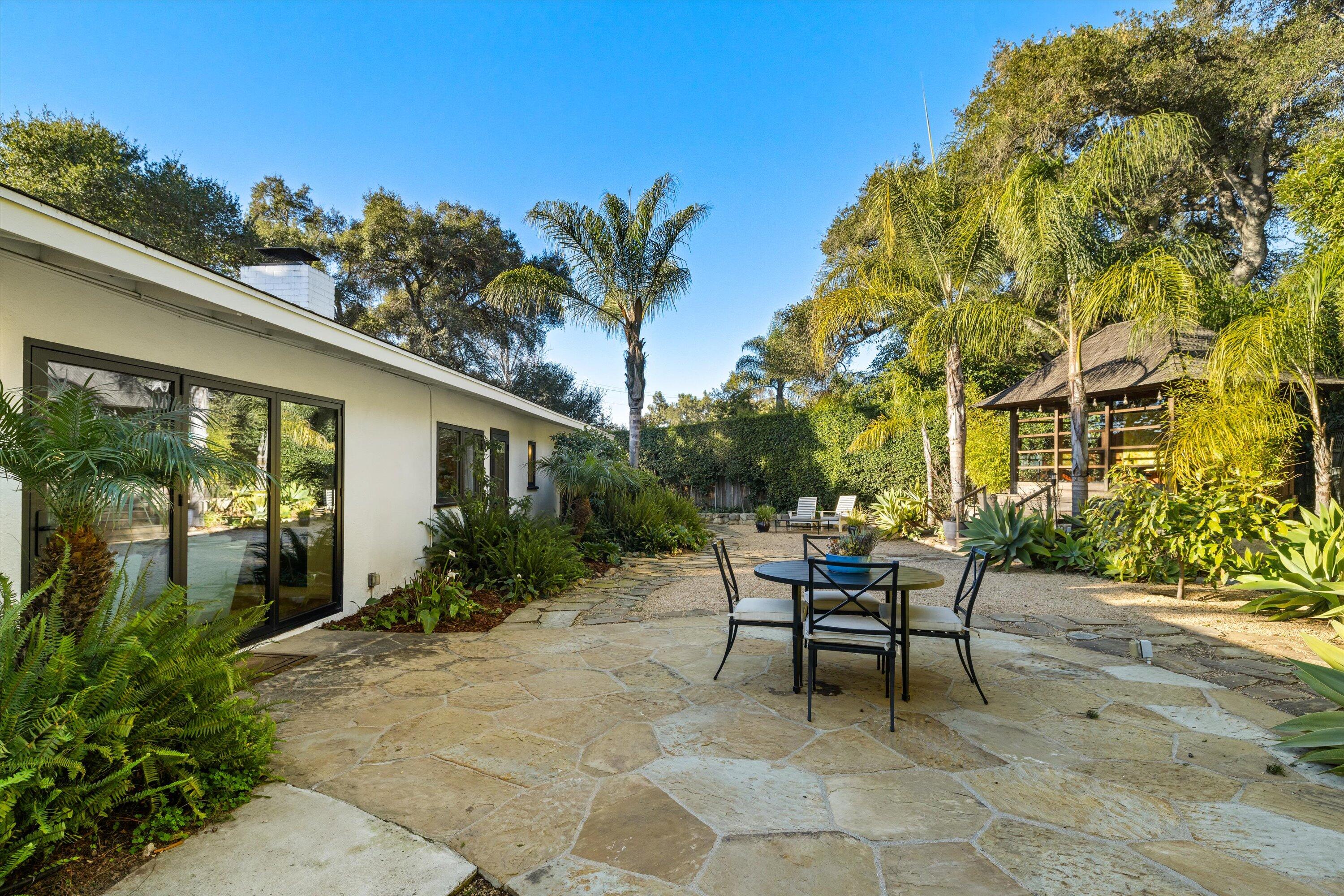 505 El Bosque Road Montecito, CA 93108 - Photo 25 of 39 Stone Patio