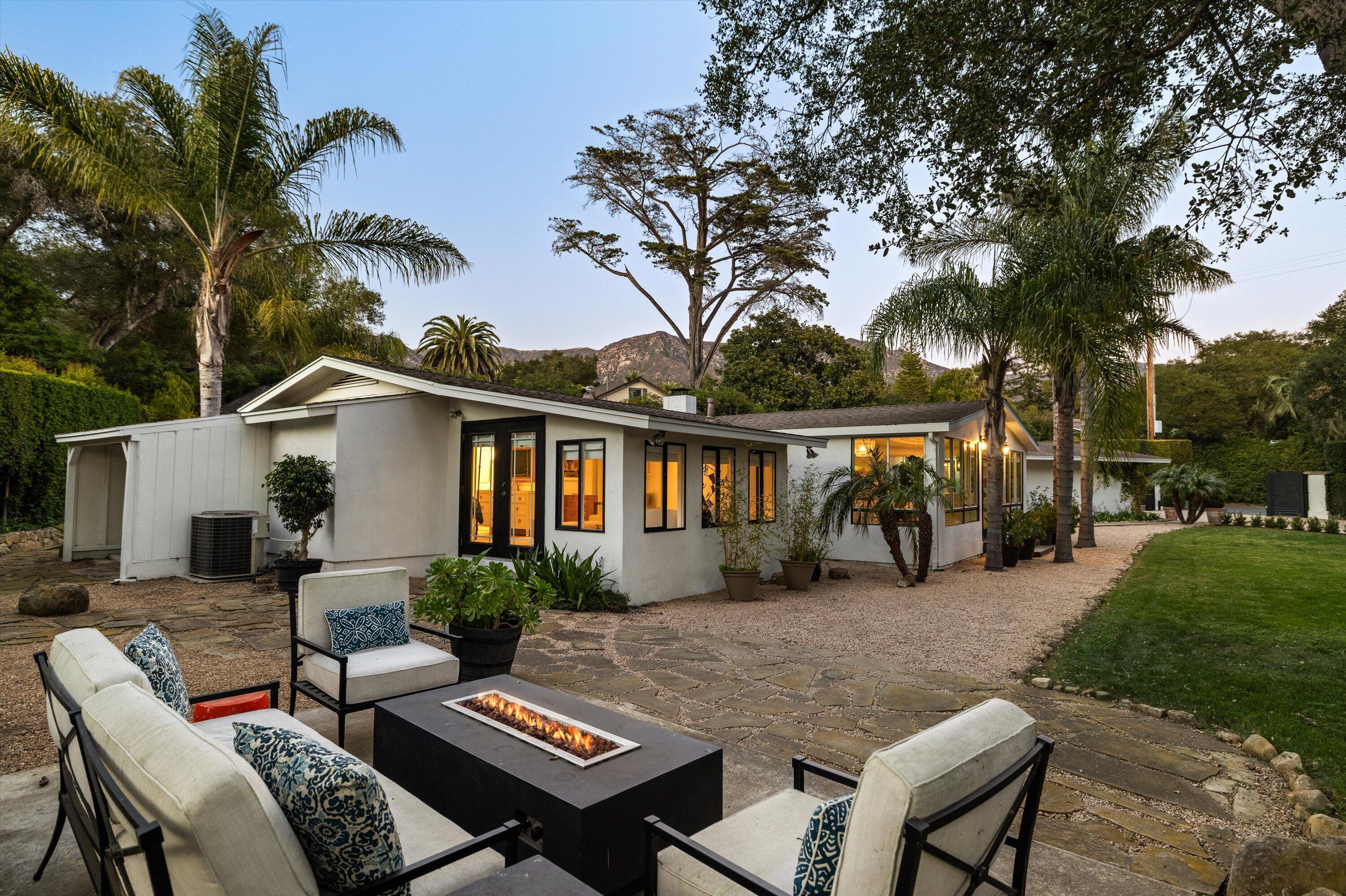 505 El Bosque Road Montecito, CA 93108 - Photo 29 of 39 Fire pit in front yard