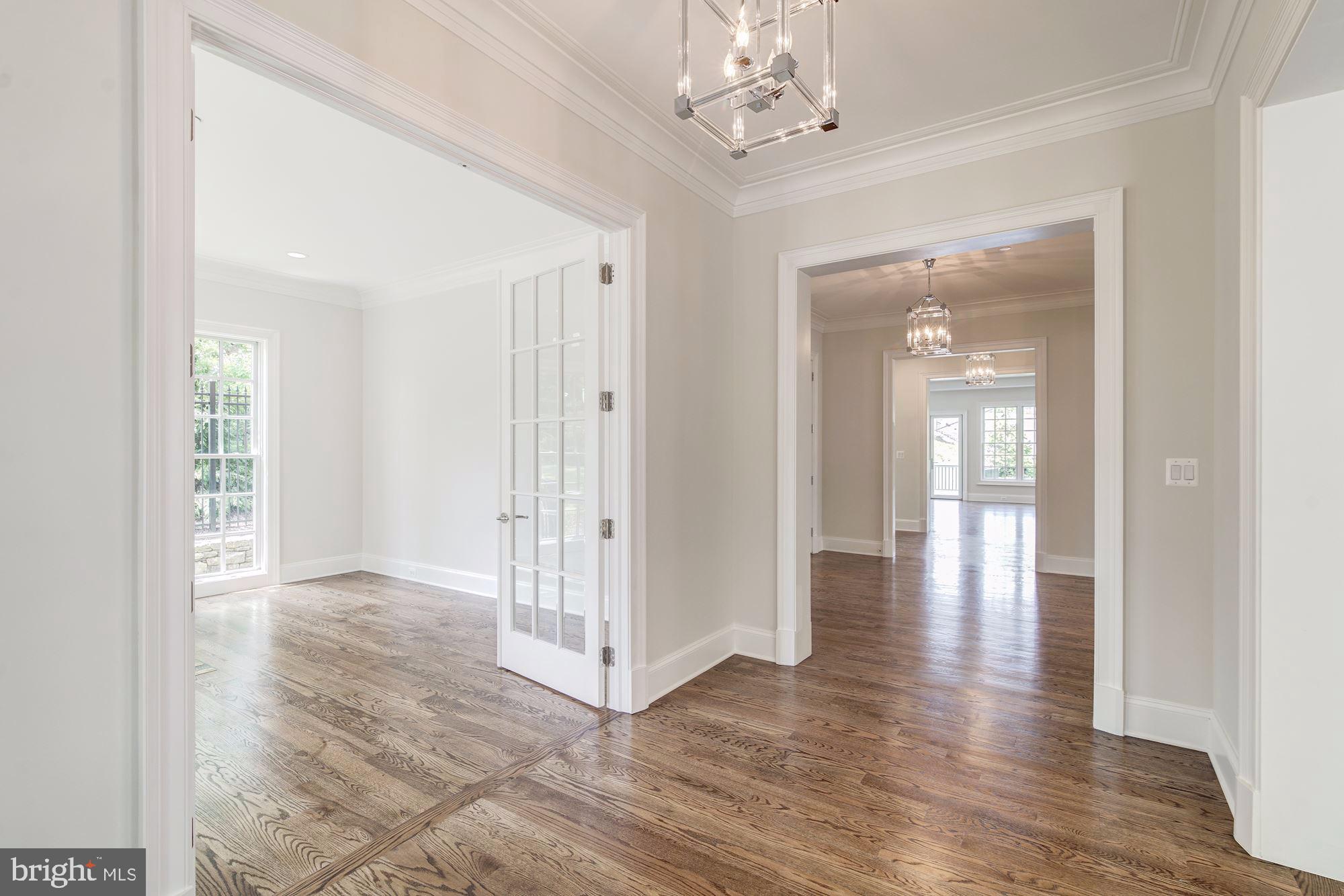 4517 Hoban Road Northwest Washington, DC 20007 - Photo 2 of 16 Main Hall with 10' Ceilings